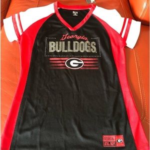 Georgia Bulldogs Women’s top Fan Gear